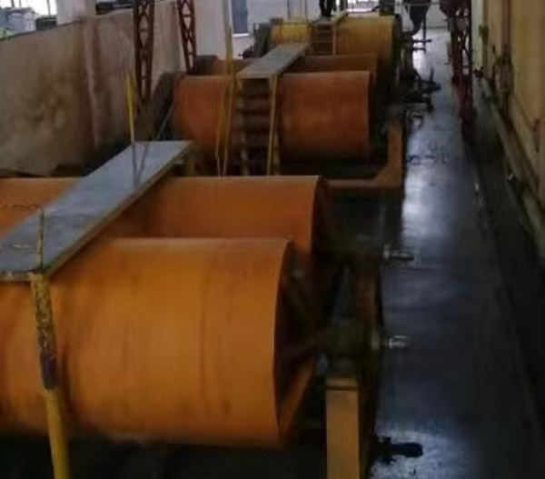 ���Ͽ͑�ʹ�ò��_�Pʽ��ĥ�C